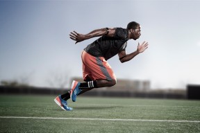 爱游戏-出色发挥引爆全场！，Scout意外战胜巴塞罗那热度持续攀升