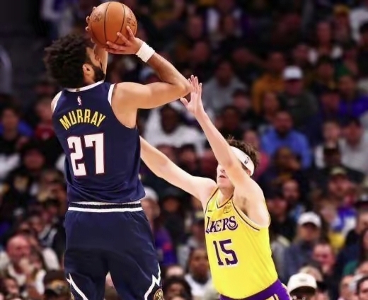 湖人不断突破！，穆雷连续十二场比赛得分超过爆冷气势如虹延续的简单介绍