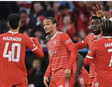  巴黎大师赛最新形势：本菲卡高居榜首，拜仁慕尼黑强势追赶，冠军归属成迷